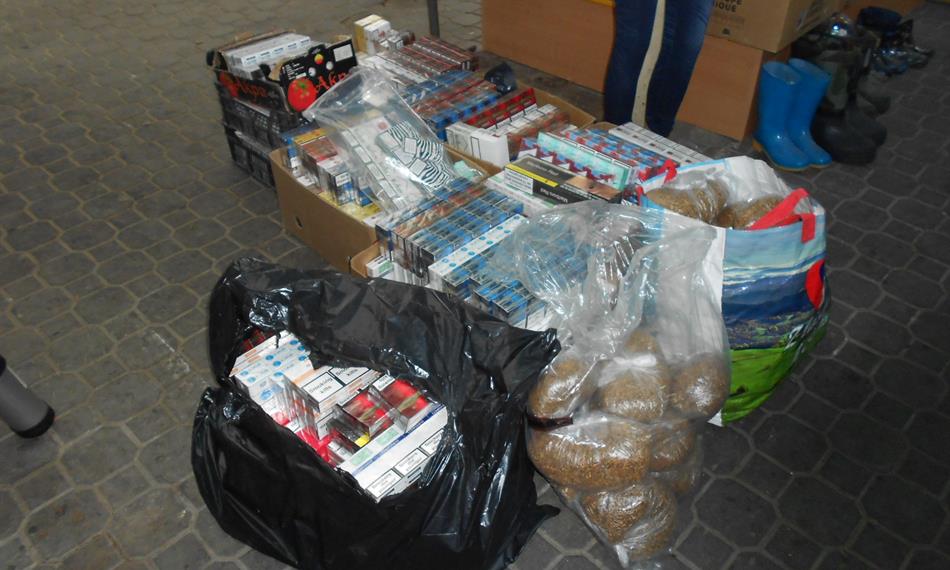 2018-1-29-74204_celkový pohled na zajištěné zboží.JPG